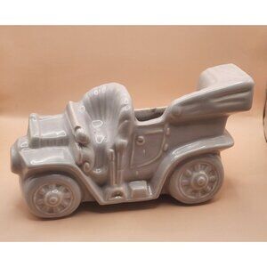 Buckingham Ceramics "Jalopy" TV lamp and planter,